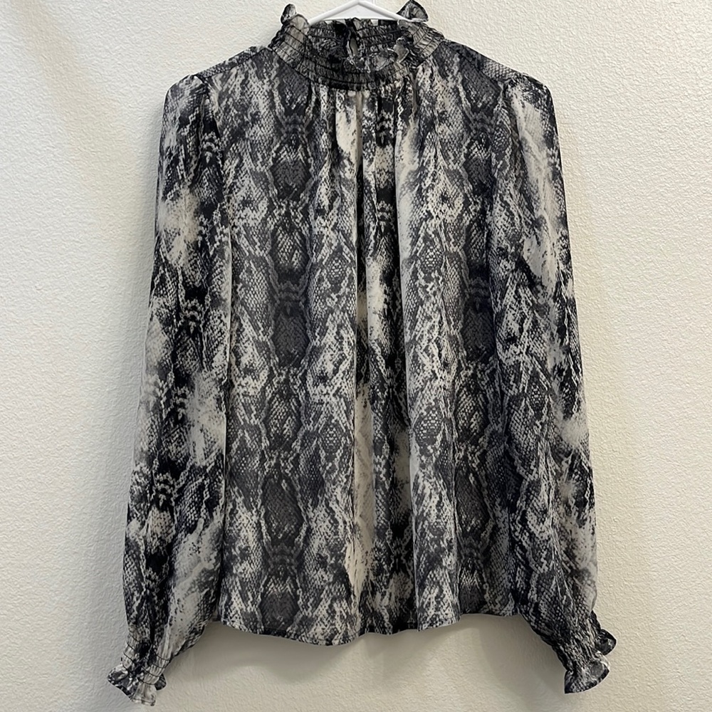 Vince Camuto long sleeve snakeskin print blouse
